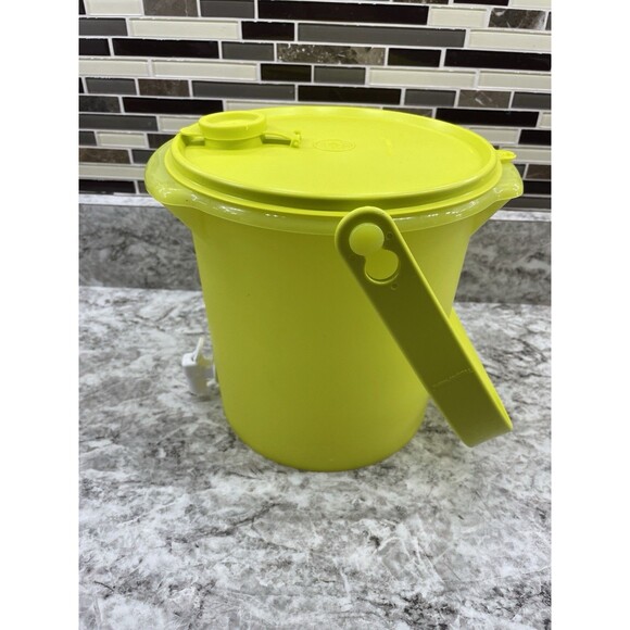 Tupperware Jumbo Canister 5L Yellow/Green  Kitchen Beverage Push Button Handle - Picture 4 of 7